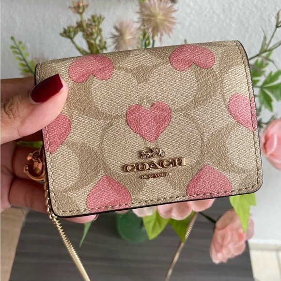 Coach Tan and Pink Heart Wallet with chain shoulder strap - Picture 1 of 7